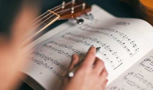 Các bước học âm nhạc để trở thành một nhà âm nhạc học chuyên nghiệp?
